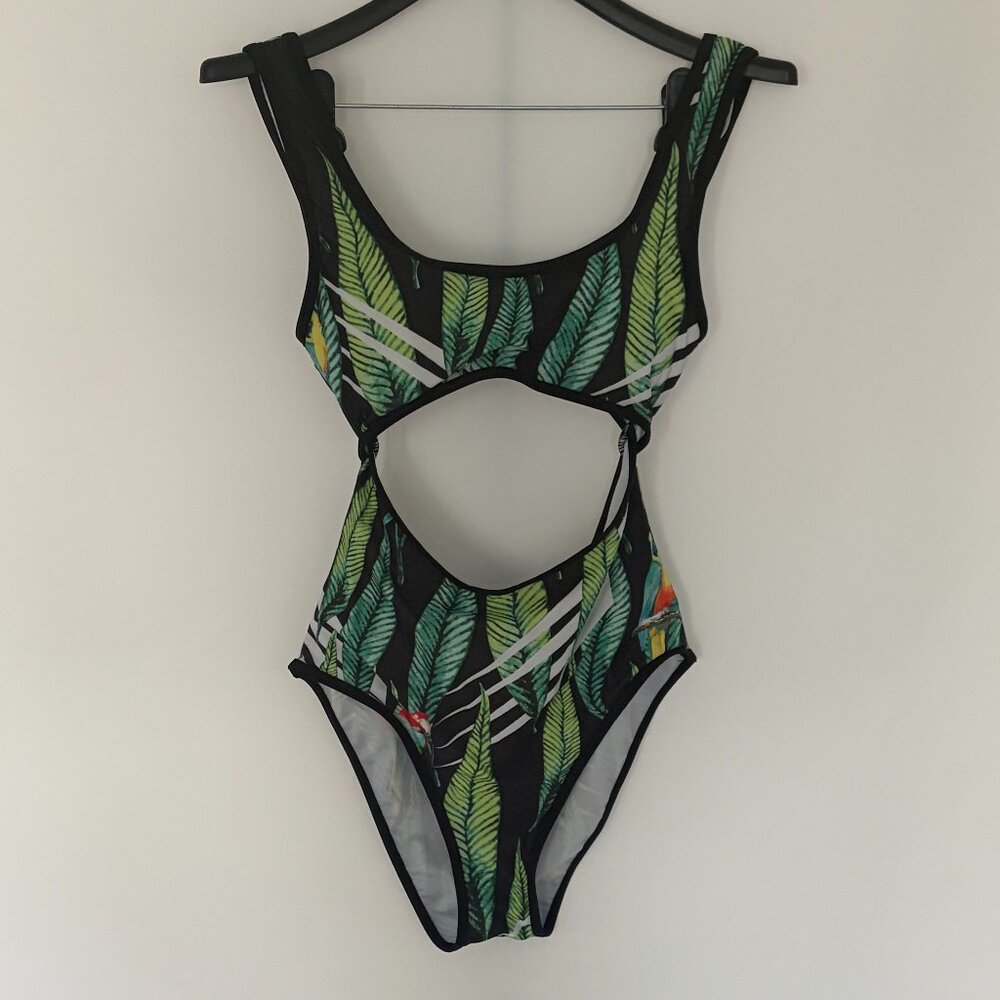 Ekouaer Cut-Out One piece